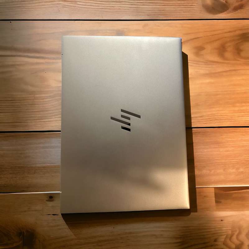 HP EliteBook 840G9, 12th Gen i5 V PRO   16GB RAM, 256GB  SS Iris Xe Graphics LTE New Condition