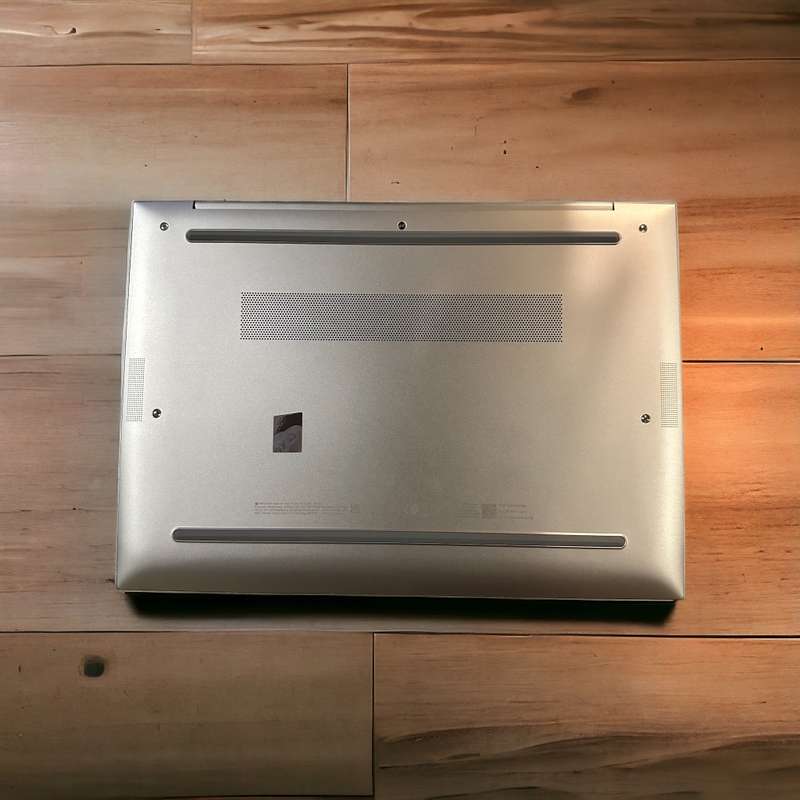 HP EliteBook 840G9, 12th Gen i5 V PRO   16GB RAM, 256GB  SS Iris Xe Graphics LTE New Condition