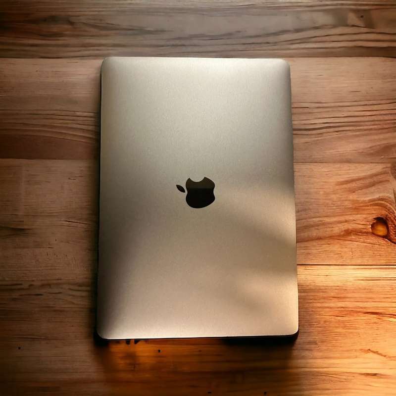 MacBook 12` Retina 2016, Model A1534 Dual-Core Intel Core m3 8gb ram 251gbssd