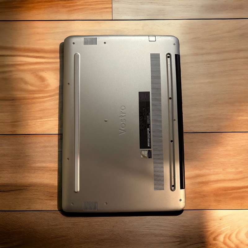 Dell Vostro 5581 8th Gen Intel Core i5-8265U, 16GB RAM, 256GBSSD,, 15.6` FHD