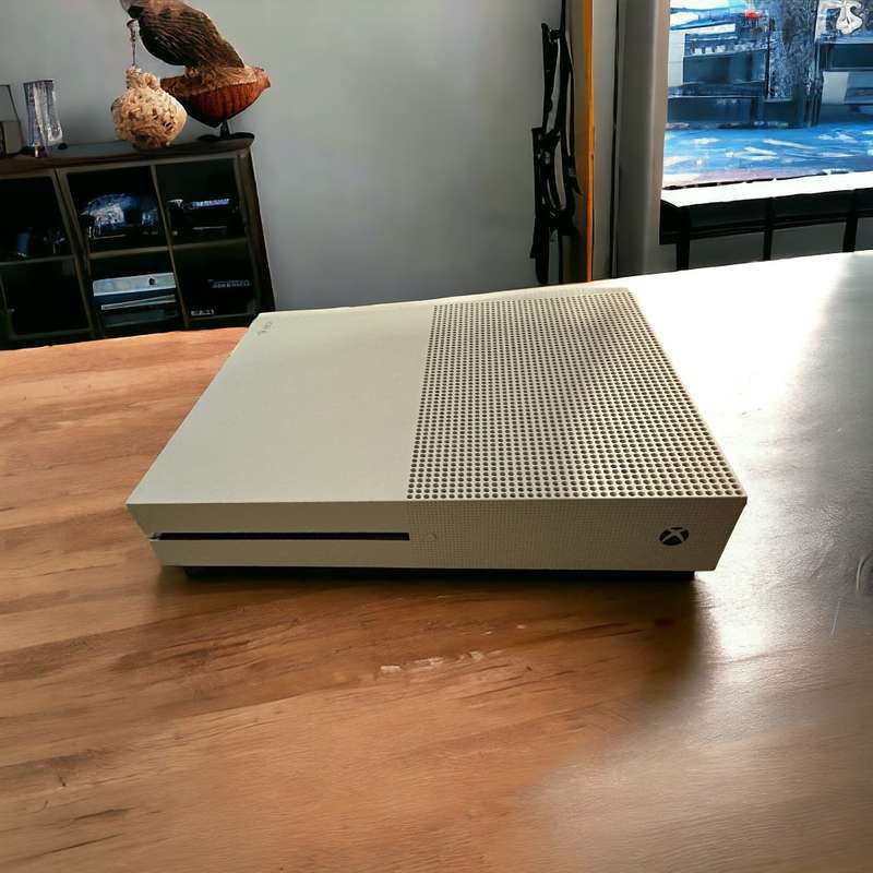 X BOX ONE S 500GB WITH ONE CONTROLLER