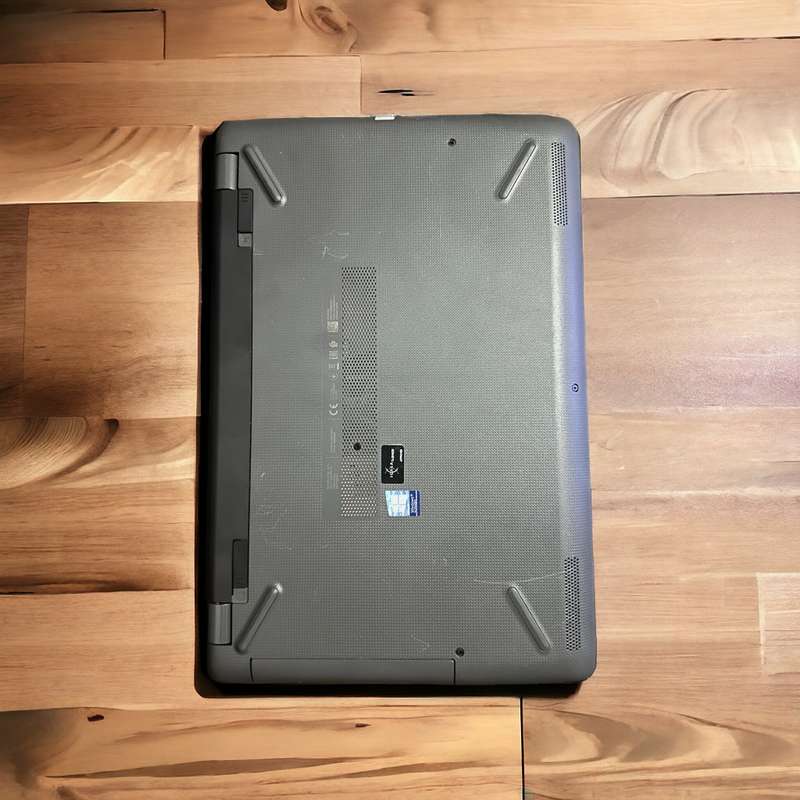 HP 255 G6,AMD E2-9000e@1.5GHz,Radeon R2 Graphics,4GB RAM,500GB HDD,15.6` New Battery