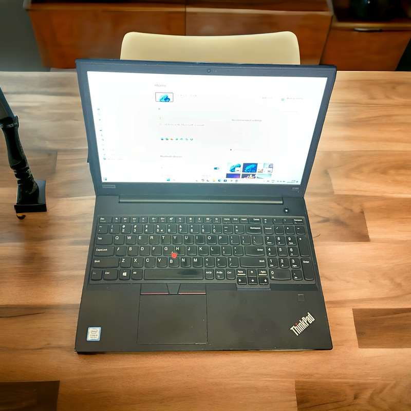 Lenovo Thinkpad E590, 8th Gen Intel i5-8265U@1.8GHz, 8GB RAM, 256GB NVMe SSD, 15` FHD Display,