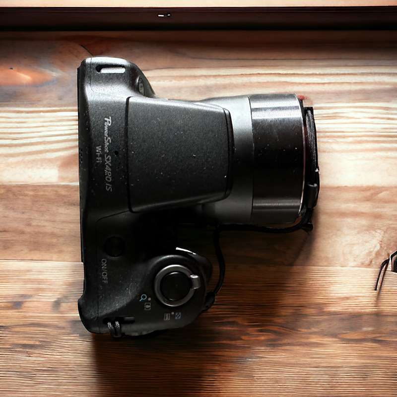 Canon POWERSHOT SX420iS - 20MP - 42x Zoom - Digital Camera (WiFi) Mint Condition