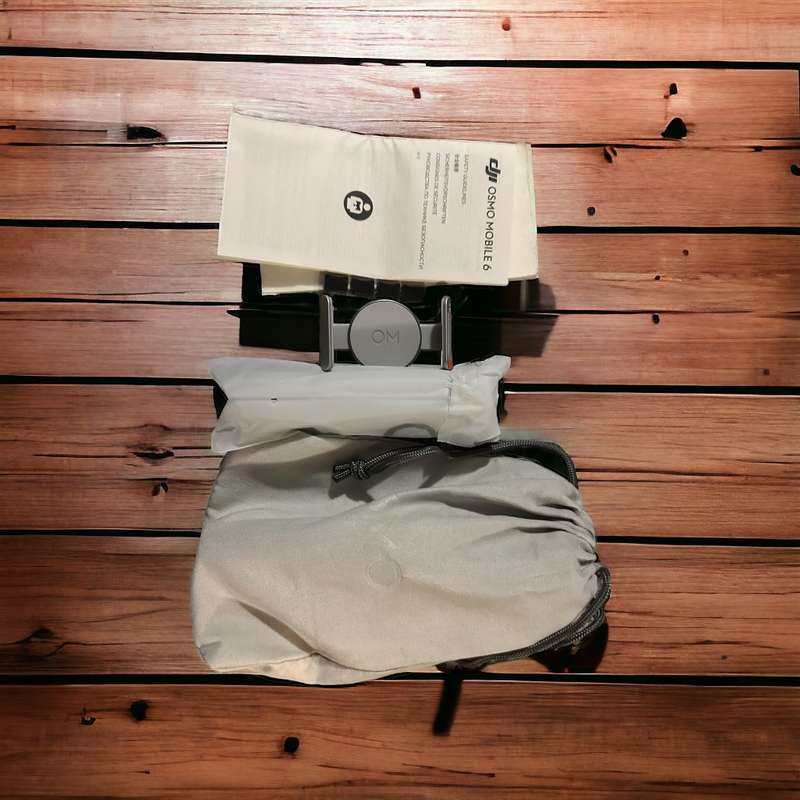 DJI OSMO 6 MOBILE NEW CONDITION