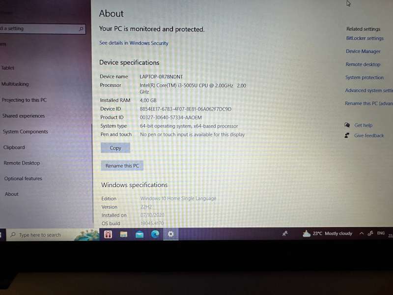 Asus X540LA, Intel i3-5005U@2.0GHz, 4GB RAM, 1TB HDD, 15.6