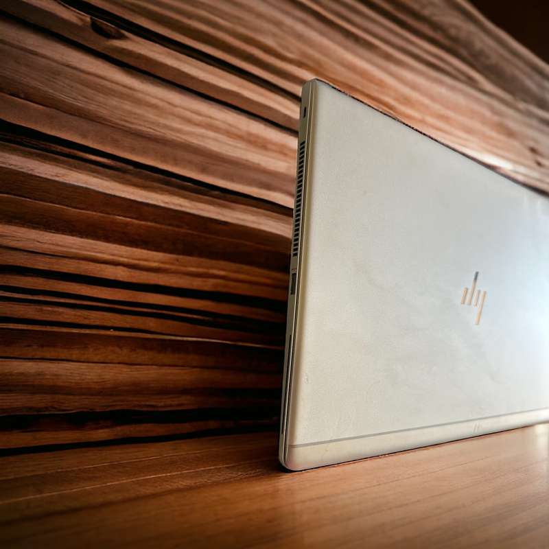 HP EliteBook 840 G6  8th Gen i7-8550U@1.9GHz, 16GB RAM, 256GB SSD,UHD GRAPHICS 620 FHD Display LTE