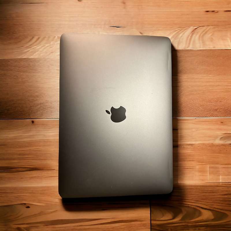Macbook Pro Core i5 Space 13 inch  Bar 2020 8GB Ram 512gb Ssd New  Battery