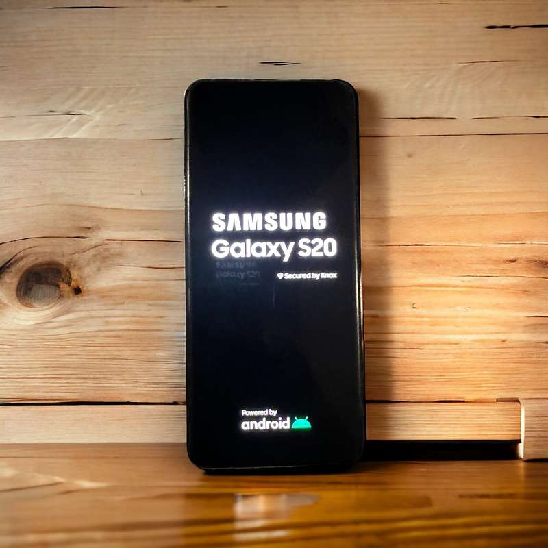 Samsung Galaxy S20 Sm-G980F/Dual Sim 128GB 8gb ram Cloud Blue Mint Condition