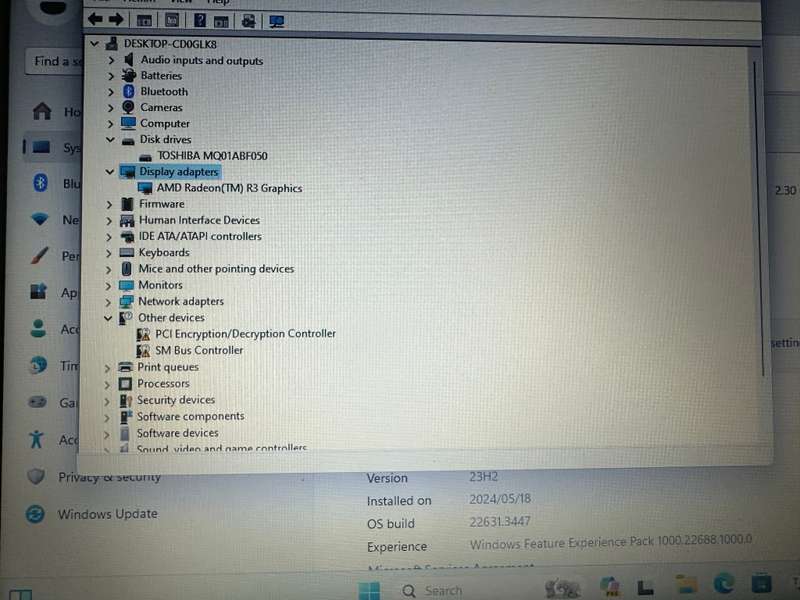 Lenovo IdeaPad S130-15AST, AMD A4-9125 Radeon R3, 4GB RAM, 500GB HDD, 15.6` HD Display, Windows 11