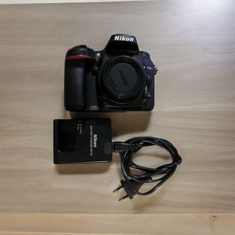 Mint Nikon D7200 24.2MP Digital Camera Body