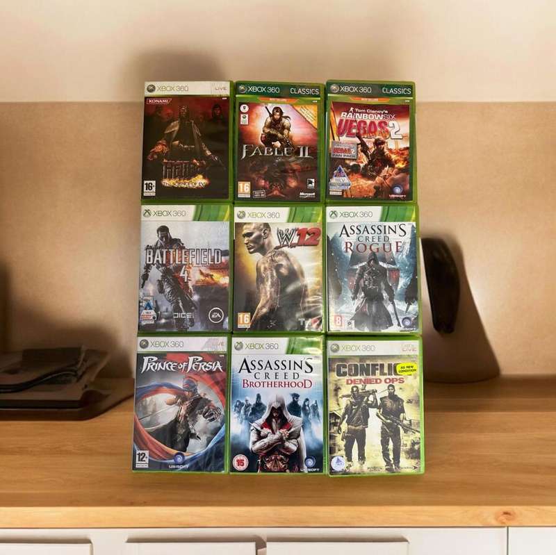 X BOX 360 500GB 2 CONTROLLERS & 20 GAMES MINT CONDITION