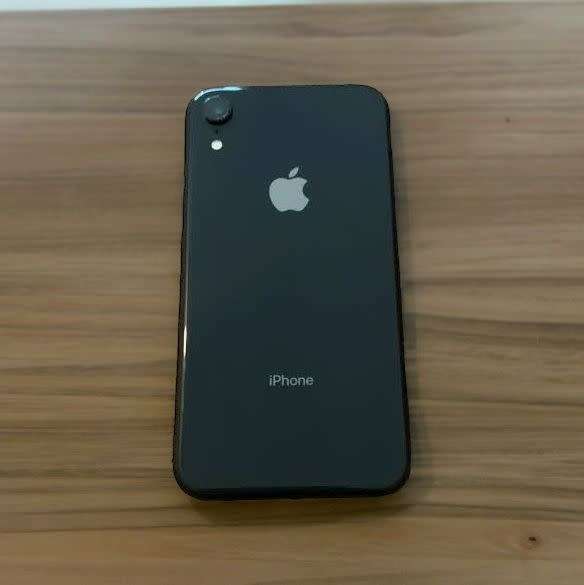 i PHONE XR 64GB MINT CONDITION  78% BATT HEALTH