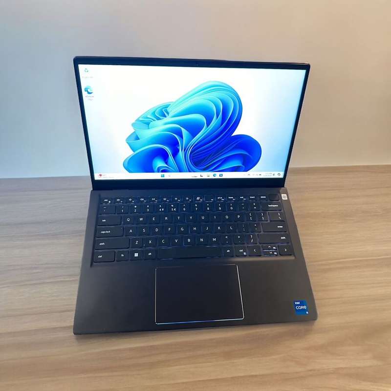 Dell Vostro 5410 14-inch FHD Laptop - Intel Core i5-11320H 512GB SSD 8GB RAM NEW CONDITION
