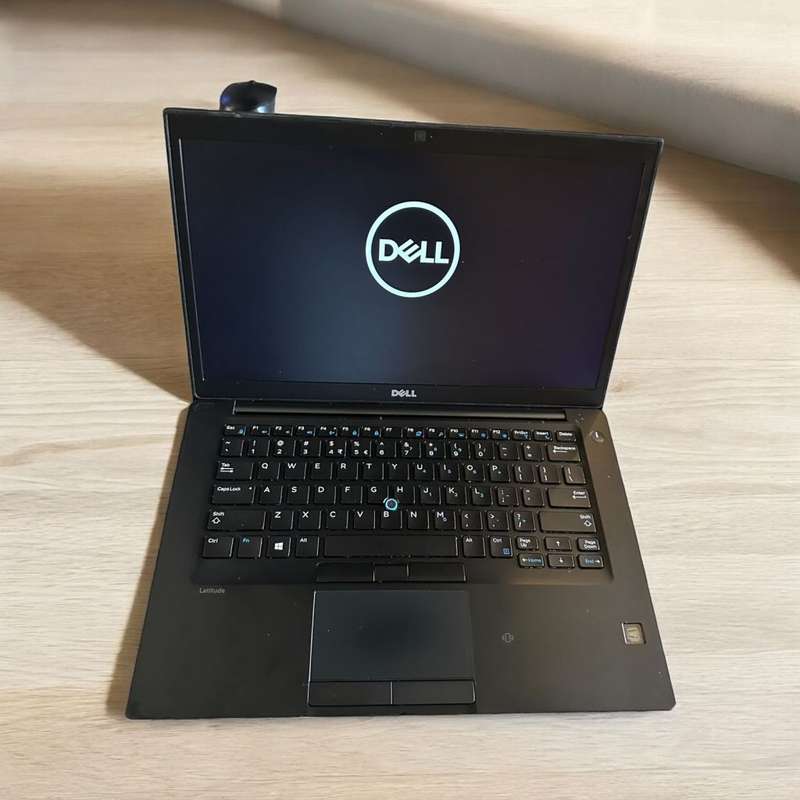 Dell Latitude 7480  Intel i7-7600U@2.8GHz, 12GB RAM, 256GB m.2 SSD, FHD Display LTE NEW BATTERY