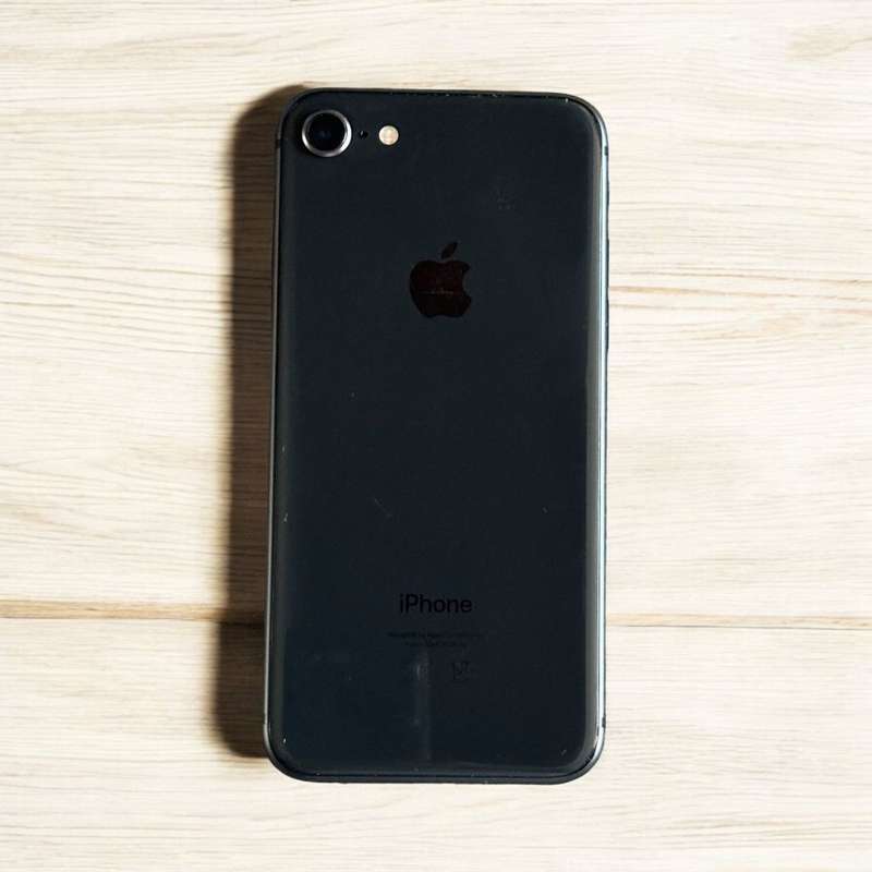 I PHONE 8 64GB 77% BATT HEALTH MINT