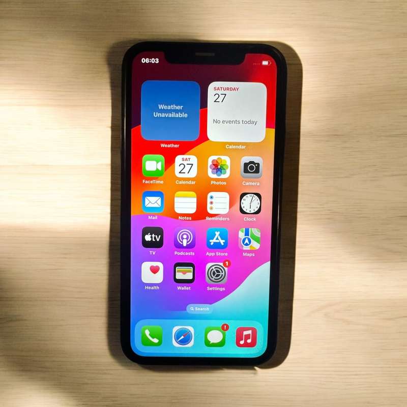 i PHONE XR 64GB MINT CONDITION  78% BATT HEALTH