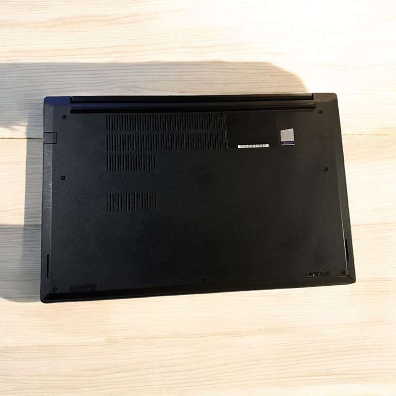 Lenovo E15, 10th Gen i5-10210U@1.6GHz, 8GB RAM, 256GB m.2 SSD, 15` FHD Display,