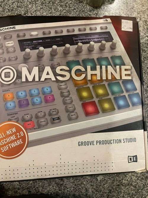 Native Instruments Maschine MK2 Groove  Studio Beat Pad Controller with license key Retail 16k