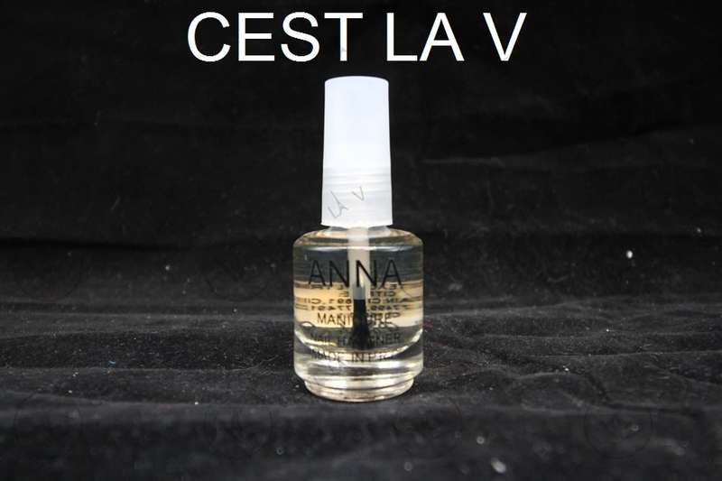 NAIL POLISH