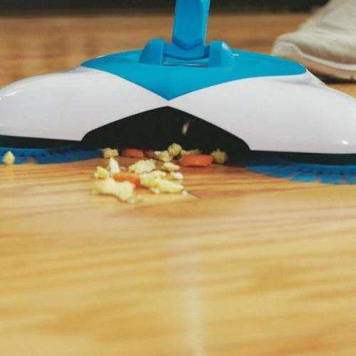 Hurricane Spin Broom
