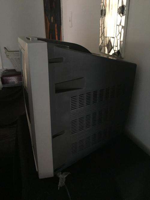 54cm crt tv with remote in perfect working condition