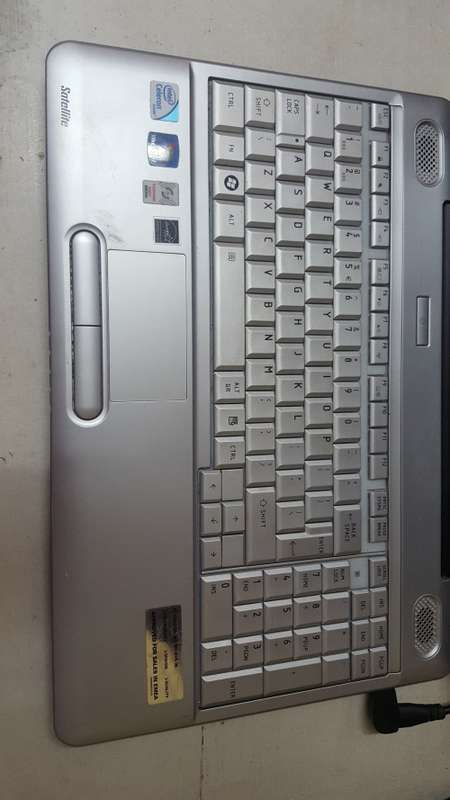 toshiba Satellite L500 laptop