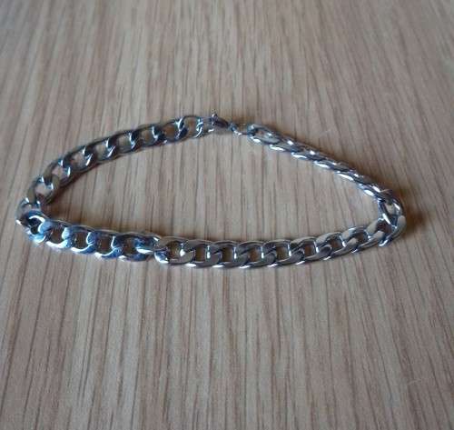 Mens Stainless Steel 22cm curb Bracelet 7mm width