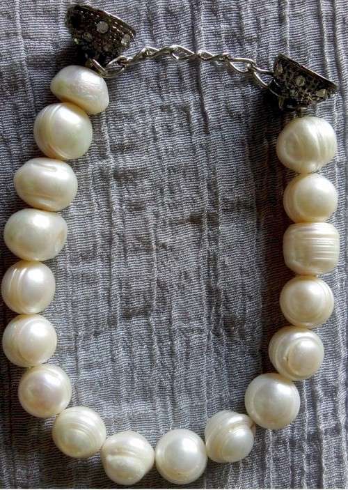 CULTURED RINGED PEARL BRACELET - 22CM (+/- 1CM SIZED PEARLS)