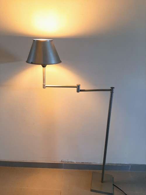 Small floor reading lamp