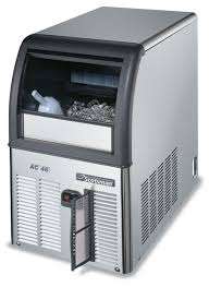 Ice Machine - Scottsman