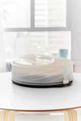 Tupperware Collapsible Cake Taker