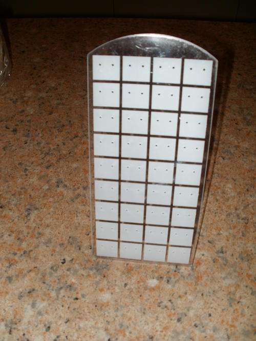 Earring stands
