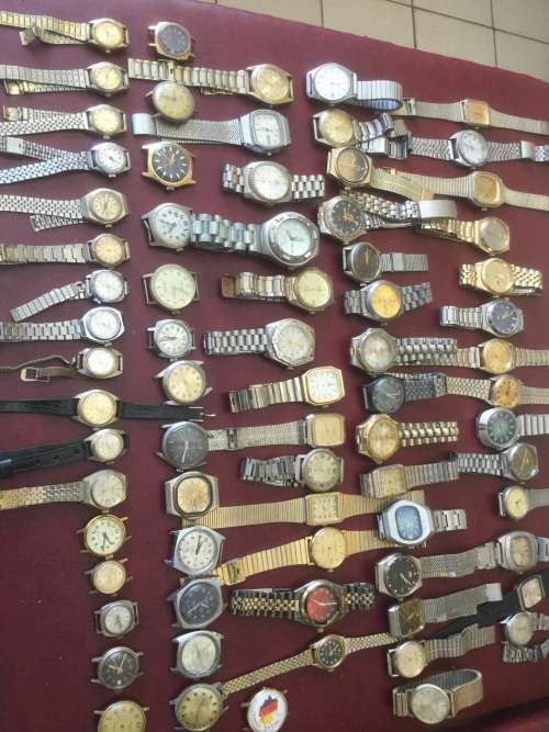 Mechanical Watches  LOT needing TLC and for Parts