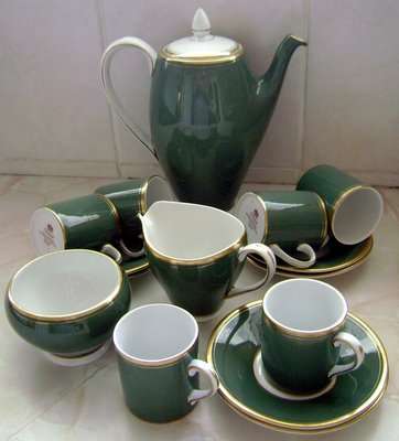 Fine  Earthenware  Coffee  Set  -  "Chinastyle"  England