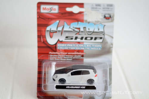 VW Golf R32