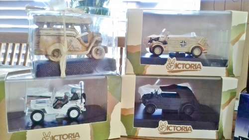 Job lot of diecast model cars and collectables