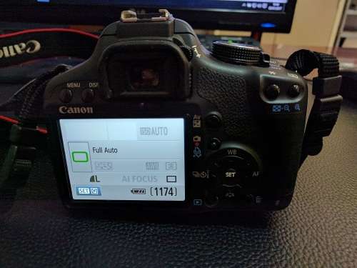 CANON 500D DSLR**BARGAIN**BUNDLE 18-55mm & 70-300mm Lenses + UV Filter + 8GB Card