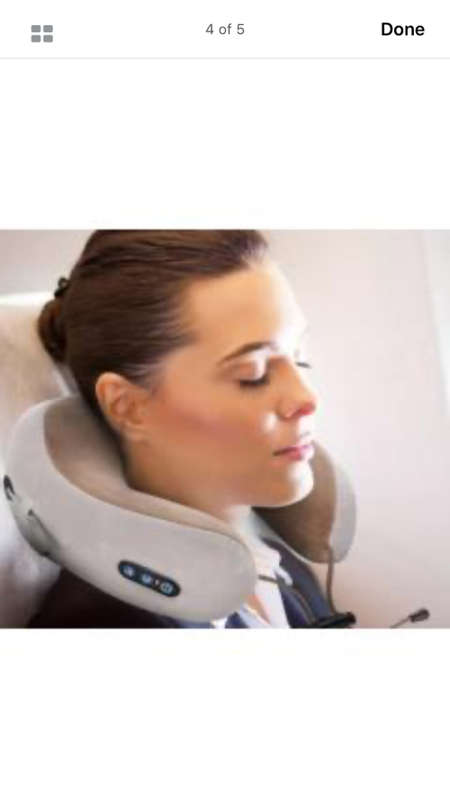 U-shaped massage pillow
