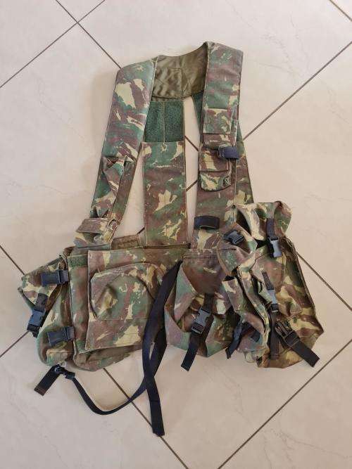 32 Battalion Vest