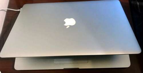 Apple MacBook Pro Retina 15-Inch `Core i7` 2.3 Mid-2012 (PLEASE READ)