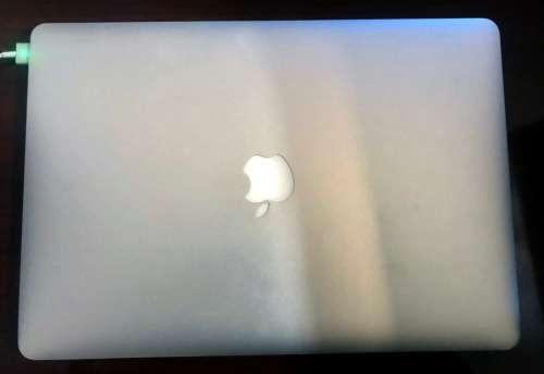 Apple MacBook Pro Retina 15-Inch `Core i7` 2.3 Mid-2012 (PLEASE READ)