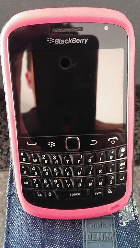 BLACKBERRY BOLD 9900 ( TOUCH )