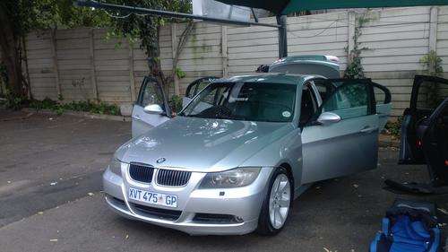 BMW E90 323i (Top Of The Range) With 4 Brand New Run Flat Tyres --VALUE FOR MONEY