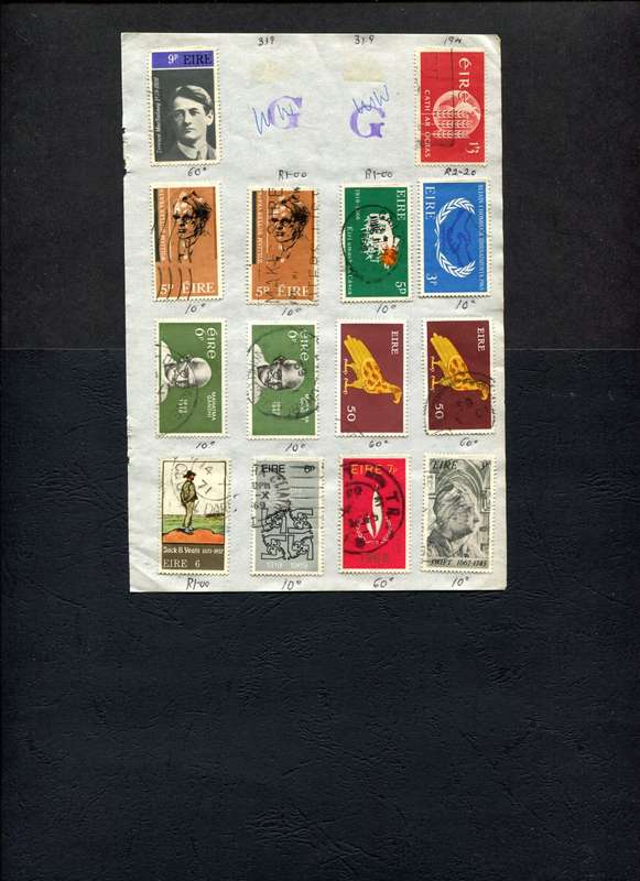 Ireland - 14 Stamps Mounted (Hinged) On Old Approval Page