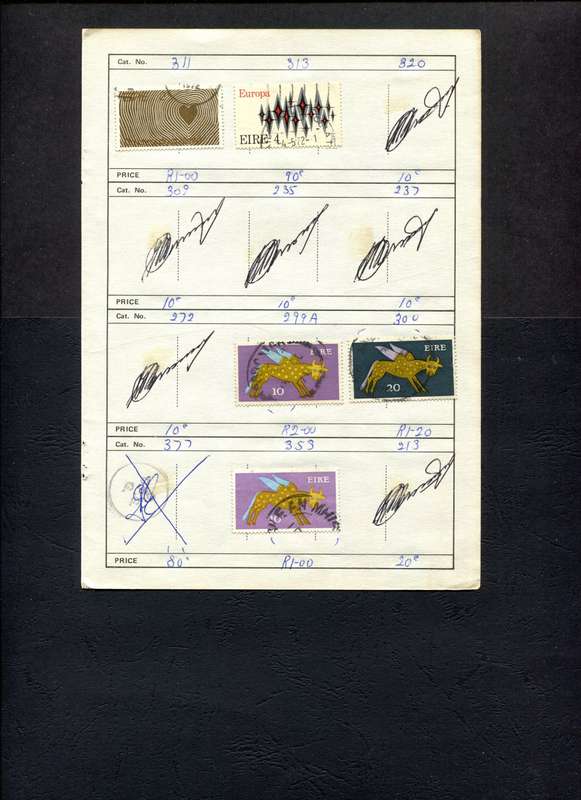 Ireland - 5 Stamps Mounted (Hinged) On Old Approval Page