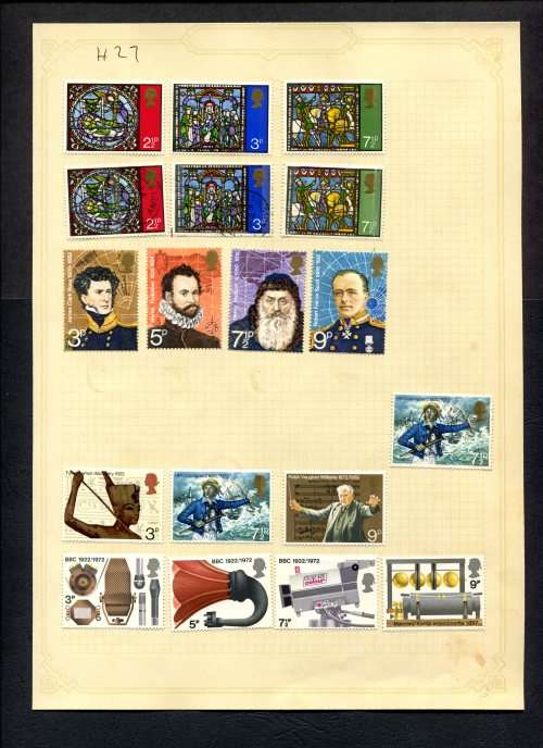 Great Britain - 18 Stamps Mounted (Hinged) On Old Album Page
