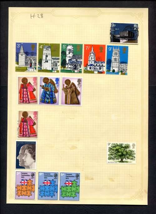 Great Britain - 15 Stamps Mounted (Hinged) On Old Album Page