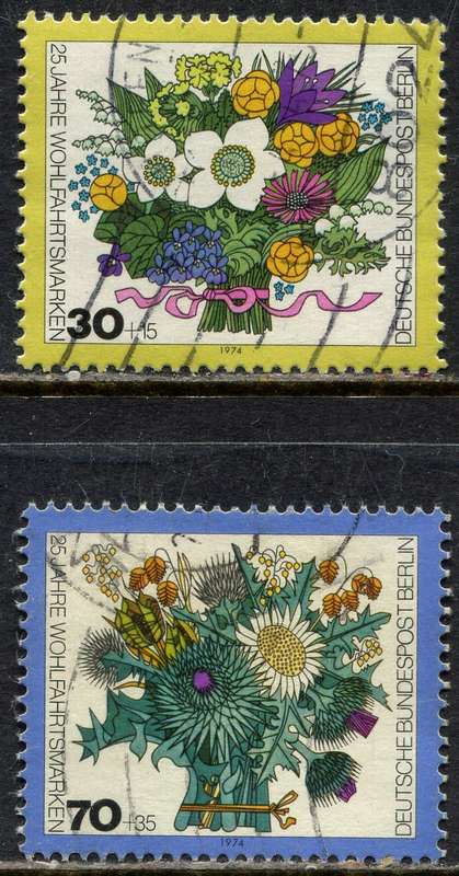 Germany/Berlin - Flowers - 1974 - Used
