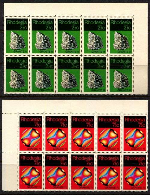Rhodesia - 3 Double Top Rows of 20 - 1971 - MNH - Folded to Fit in Album/Stock Book